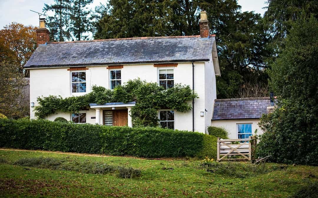 10 Equestrian Home & Barn Décor Upgrades Under $150 That Look Luxe